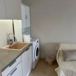 студио виви с двор
